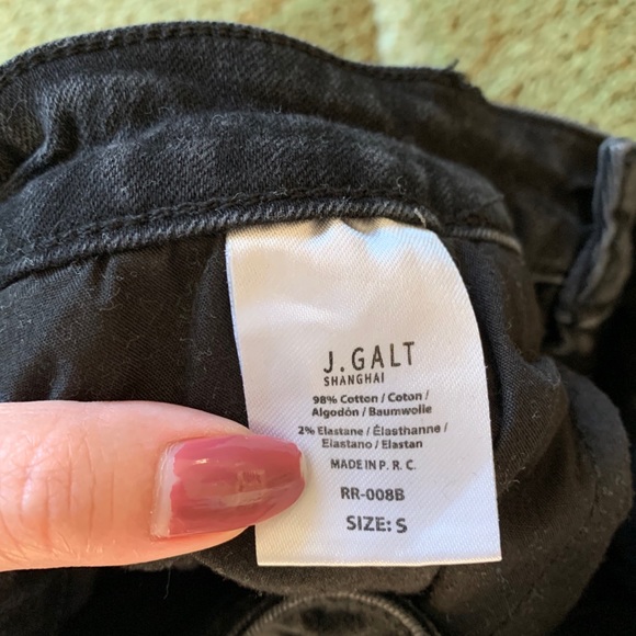 Brandy Melville Frayed Black Skinny Jeans🖤 - Picture 6 of 8